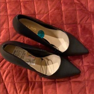 Aldo snake skin heels